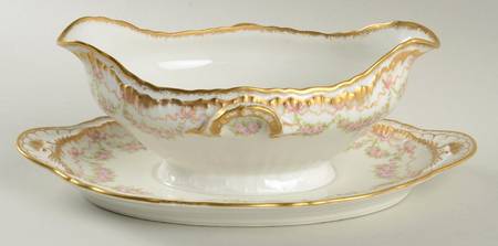 Schleiger 842 Gravy Boat with Attached Underplate