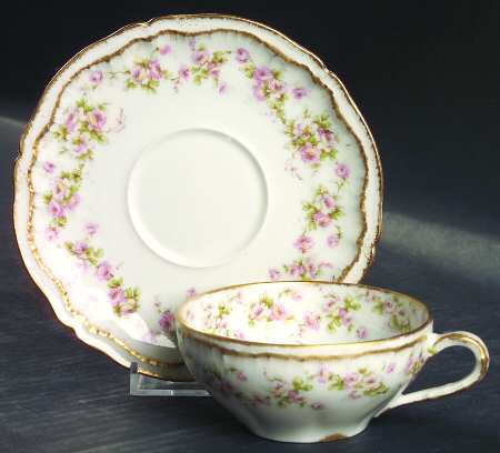Schleiger 844 Flat Cup & Saucer Set