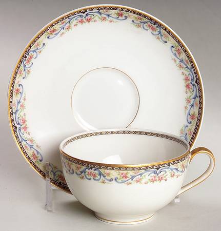 Schleiger 858 Flat Cup & Saucer Set