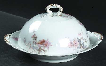 Schleiger 86 Round Covered Butter with Strainer