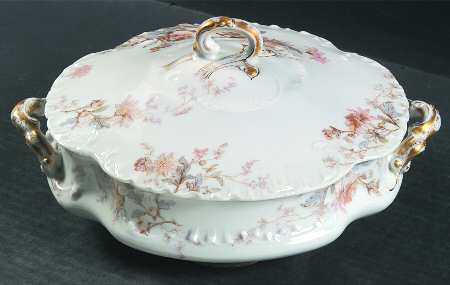 Schleiger 86 Round Covered Vegetable