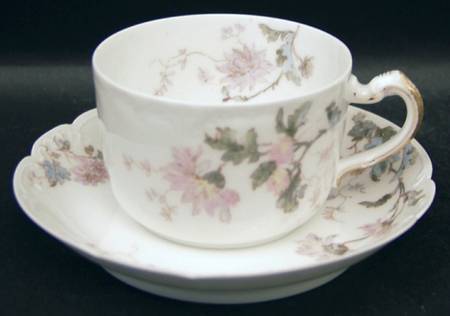 Flat Cup & Saucer Set