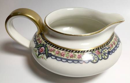 Schleiger 867 Creamer