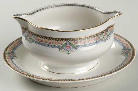 Schleiger 867 Round Gravy Boat/Attached Underplate
