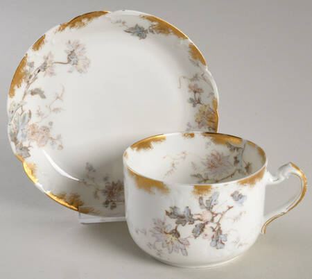 Schleiger 86A Flat Cup & Saucer Set