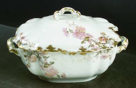 Schleiger 86A Tureen &  Lid