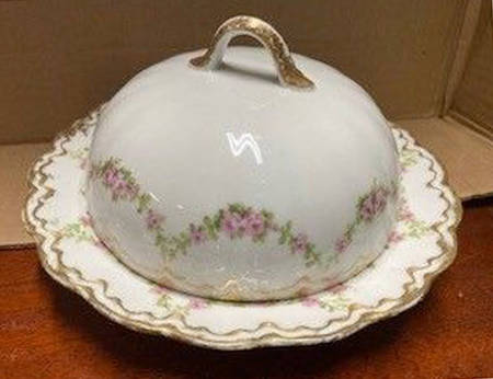 Schleiger 875 Round Covered Butter