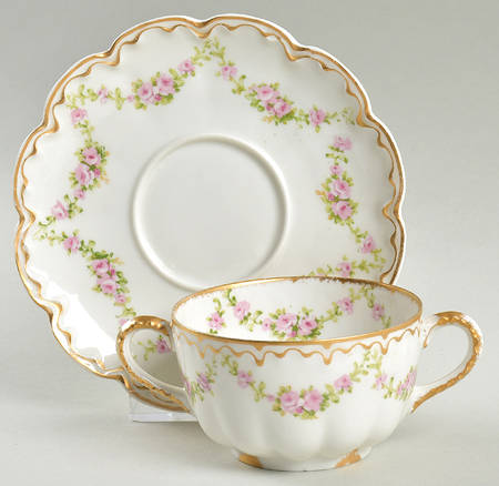Schleiger 875 Flat Bouillon Cup & Saucer