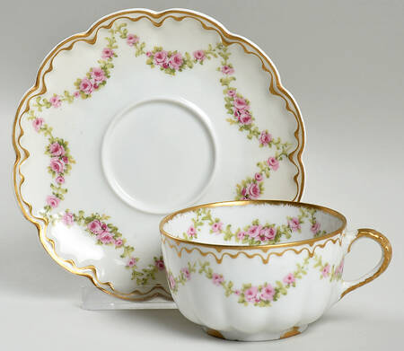 Schleiger 875 Flat Cup & Saucer Set