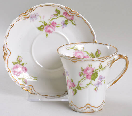 Schleiger 87D Chocolate Cup & Saucer Set