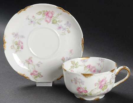 Schleiger 87H Flat Cup & Saucer Set