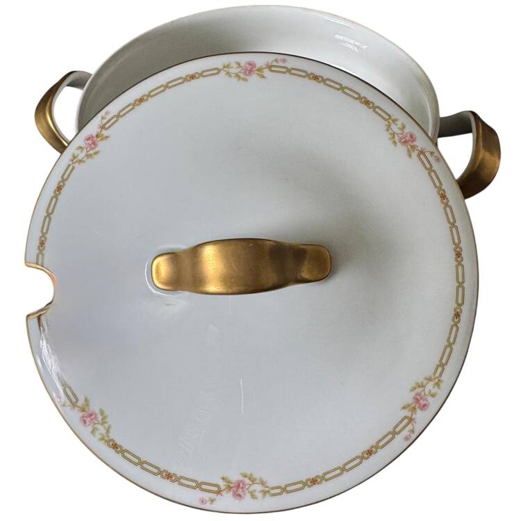 Schleiger 880 Tureen &  Lid