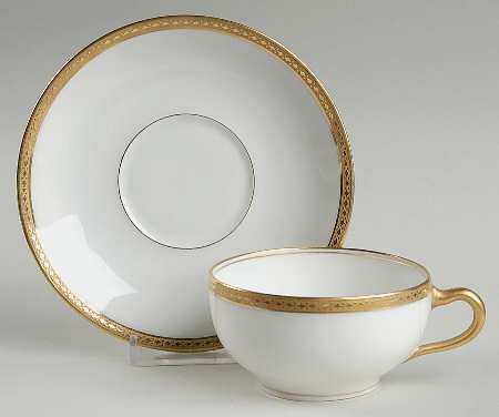 Schleiger 890 Flat Cup & Saucer Set