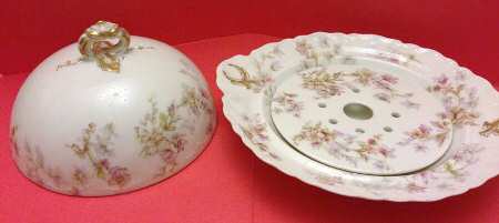 Schleiger 91b Round Covered Butter with Strainer
