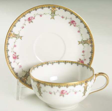 Schleiger 920 Flat Cup & Saucer Set