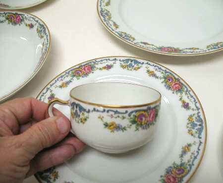 Schleiger 924 Flat Cup & Saucer Set