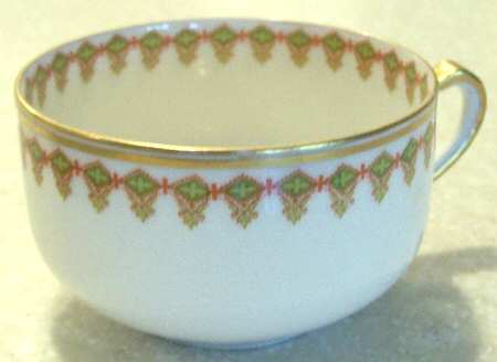 Schleiger 936 Footed Cup