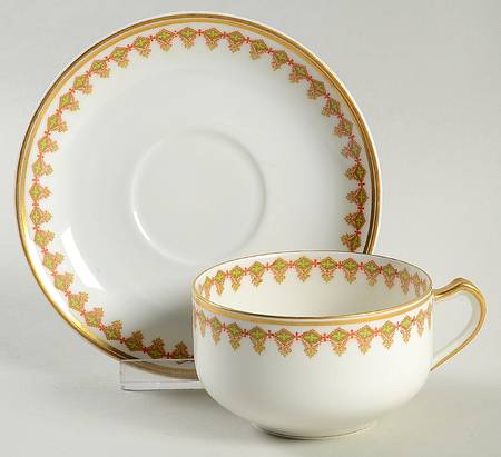 Schleiger 936 Footed Cup & Saucer Set