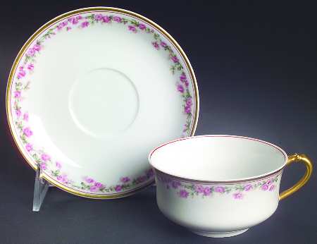 Schleiger 955 Flat Cup & Saucer Set