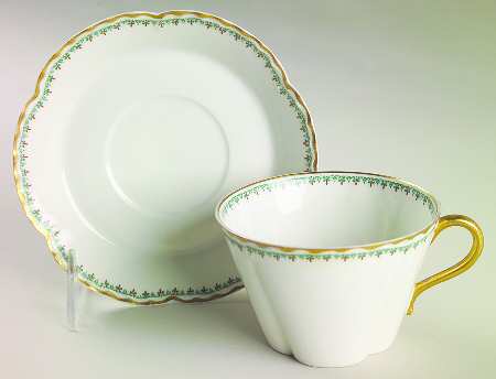 Schleiger 966 Flat Cup & Saucer Set