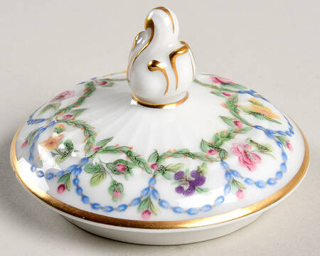 Sevres (Scalloped) Lid for Sugar Bowl
