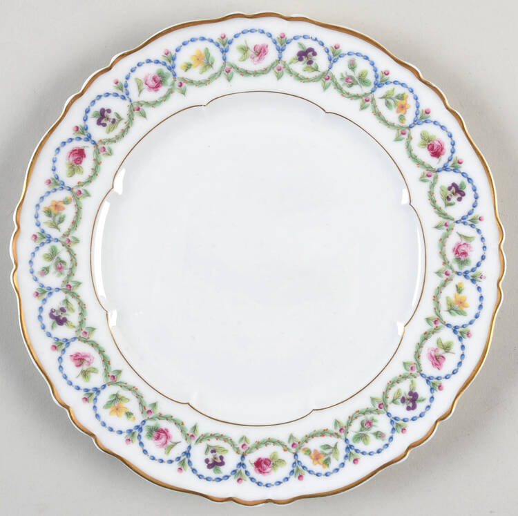 Sevres (Scalloped) Salad Plate