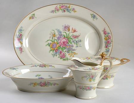 Sevres (Smooth) 5 Piece Hostess Set
