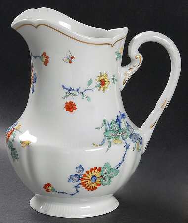 Shalimar 32 Oz Pitcher