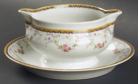 Spa Gravy Boat with Attached Underplate