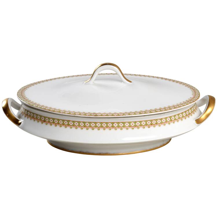 St. Albans Oval Covered Vegetable