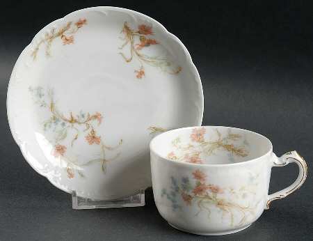 St. Lazare, The Flat Cup & Saucer Set