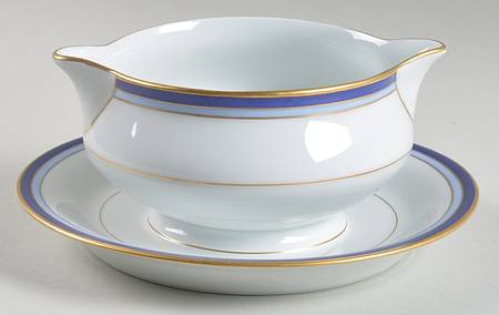 Sully Gravy Boat with Attached Underplate by Haviland