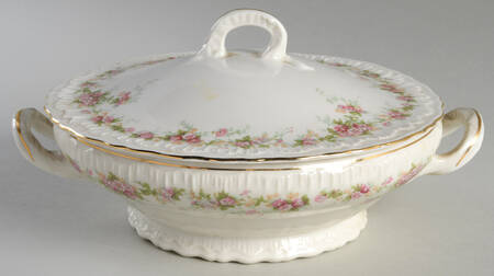 Suzanne Round Covered Vegetable