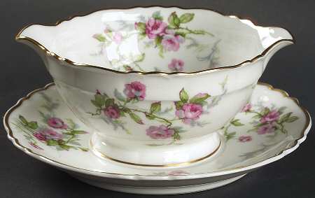 Sylvia White (Louis XIV, Newer) Gravy Boat with Attached Underplate