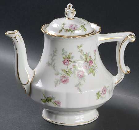 Sylvia White (Louis XIV, Newer) Teapot & Lid