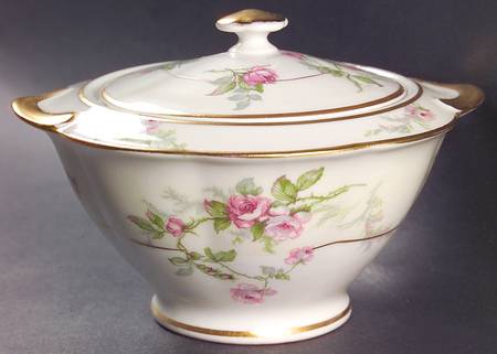 Sylvia Cream (Isle de France, Cream) Sugar Bowl & Lid