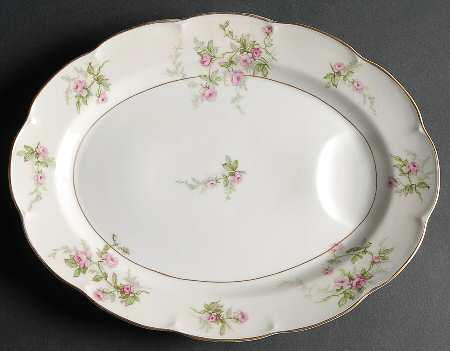 Sylvia Cream (Isle de France, Cream) 13" Oval Serving Platter