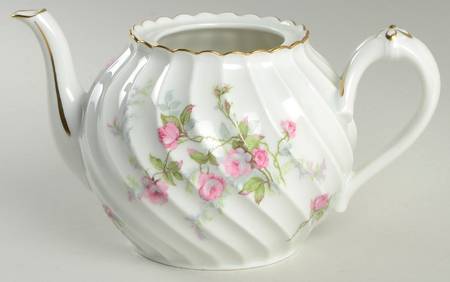 Sylvia White (Torse Shape) Teapot No Lid