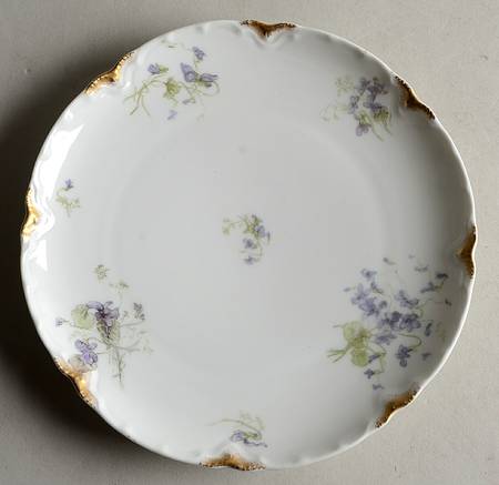 The Tarascon Coupe Salad Plate