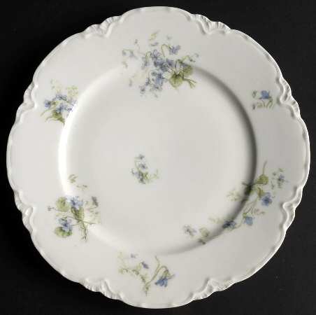The Tarascon Luncheon Plate