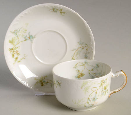 The Taranto Flat Cup & Saucer Set