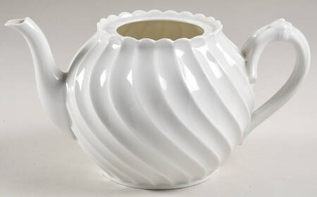 Torse White (Newer, Post 1950) Small Teapot No Lid