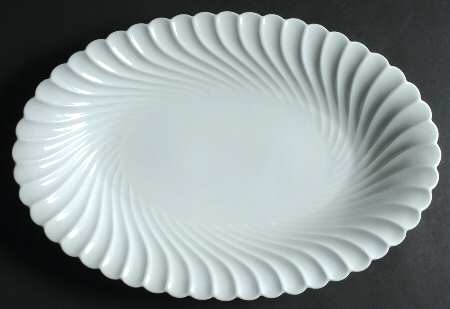 Torse White (Newer, Post 1950) 15" Oval Serving Platter