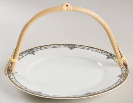 Troy (France) 5 3/8"-5 5/8" Bamboo Handled Serving Plate  HC