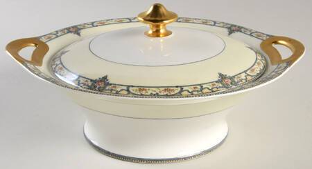 Troy (France) Round Covered Vegetable