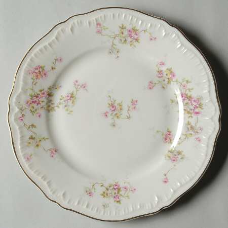 Valeria Salad Plate