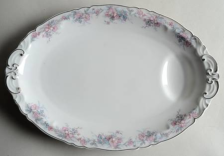 Valence 13" Oval Serving Platter