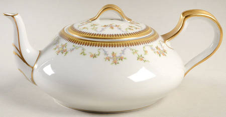 The Valmont (Old, Gold Trim) Teapot & Lid