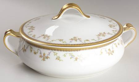 The Valmont (Old, Gold Trim) Round Covered Vegetable
