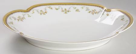 The Valmont (Old, Gold Trim) 9" Oval Scalloped Bowl